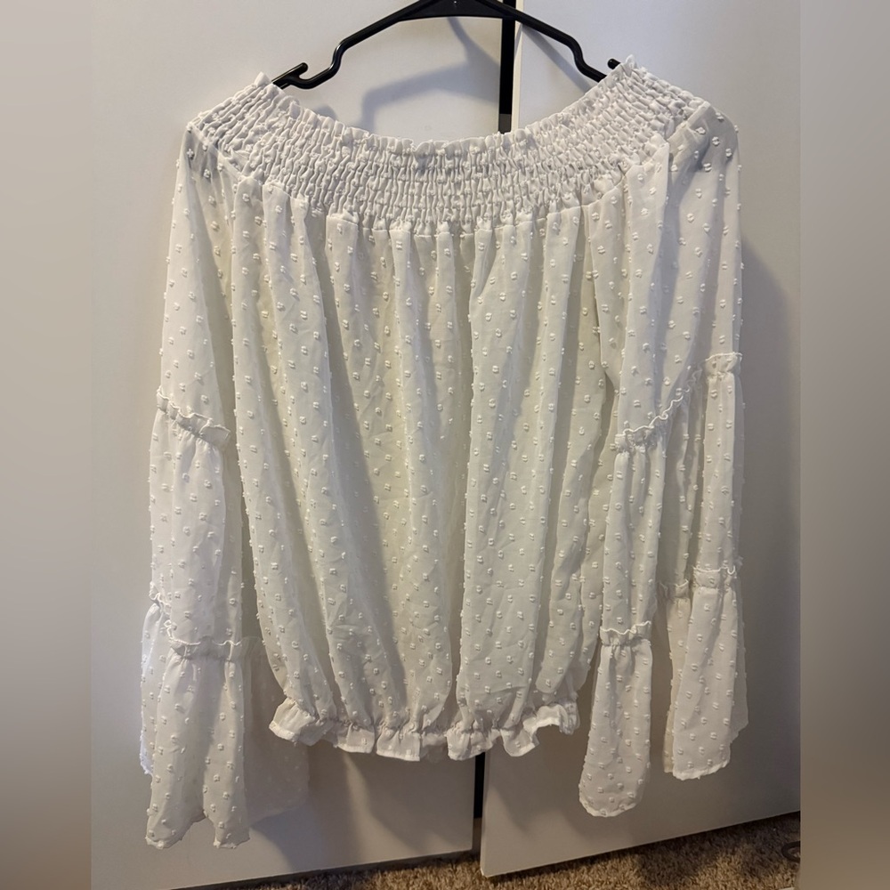 Elegant White Off-Shoulder Women's Top